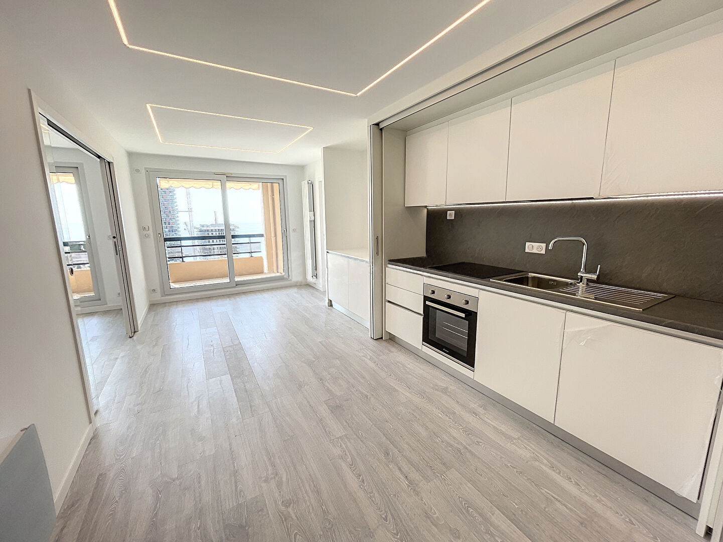 Appartement 79 m2 avec garage et vue sur Monaco - RFC46560423AV