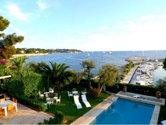 Louer une villa sur la Côte d'Azur