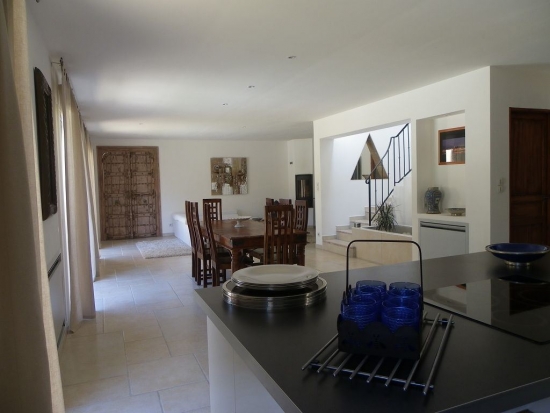 Confortable et neuve villa à l'entrée de Saint-Tropez