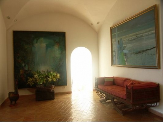 Beautiful villa in the St. Tropez park