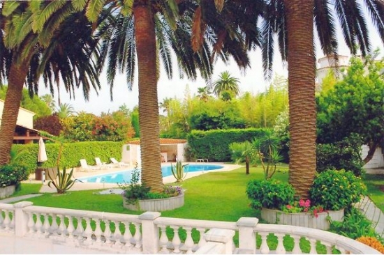 Belle villa au Cap d'Antibes