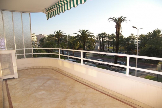 Квартира в Каннах