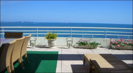 Красивая квартира в престижном квартале Пальм Бич