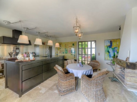 Magnifique villa située dans un quartier prestigieux de Californie