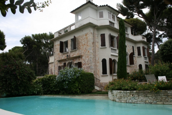 Villa sur la prestigieuse station en France