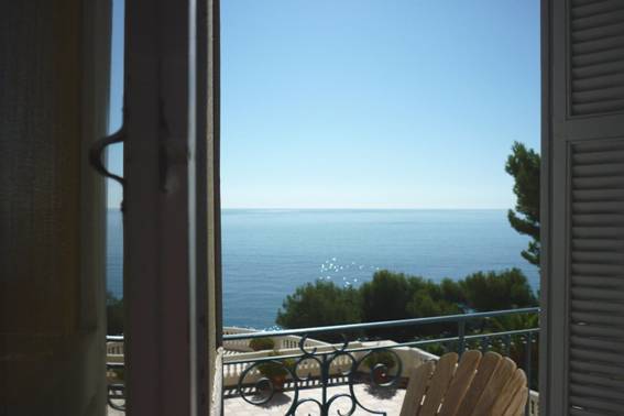 La vente d'appartements avec de magnifiques vues panoramiques sur la mer