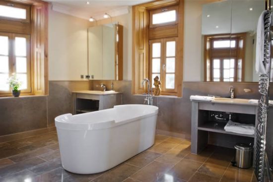 Сhâteau ву 11ème siècle à louer