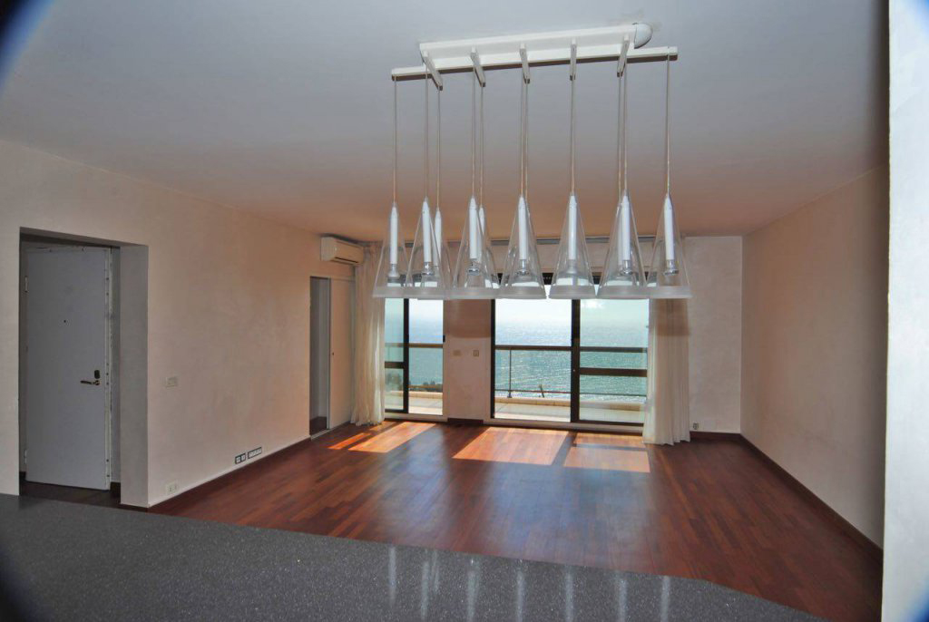 Appartement duplex proche de Monaco - RFC40400517AV