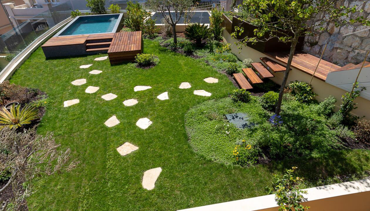 Appartement 443 m2 avec jardin dans l'immeuble L'Oiseau Bleu - RFC49630824AV