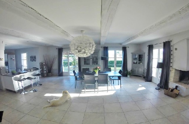 Villa en France dans le style de la Provence