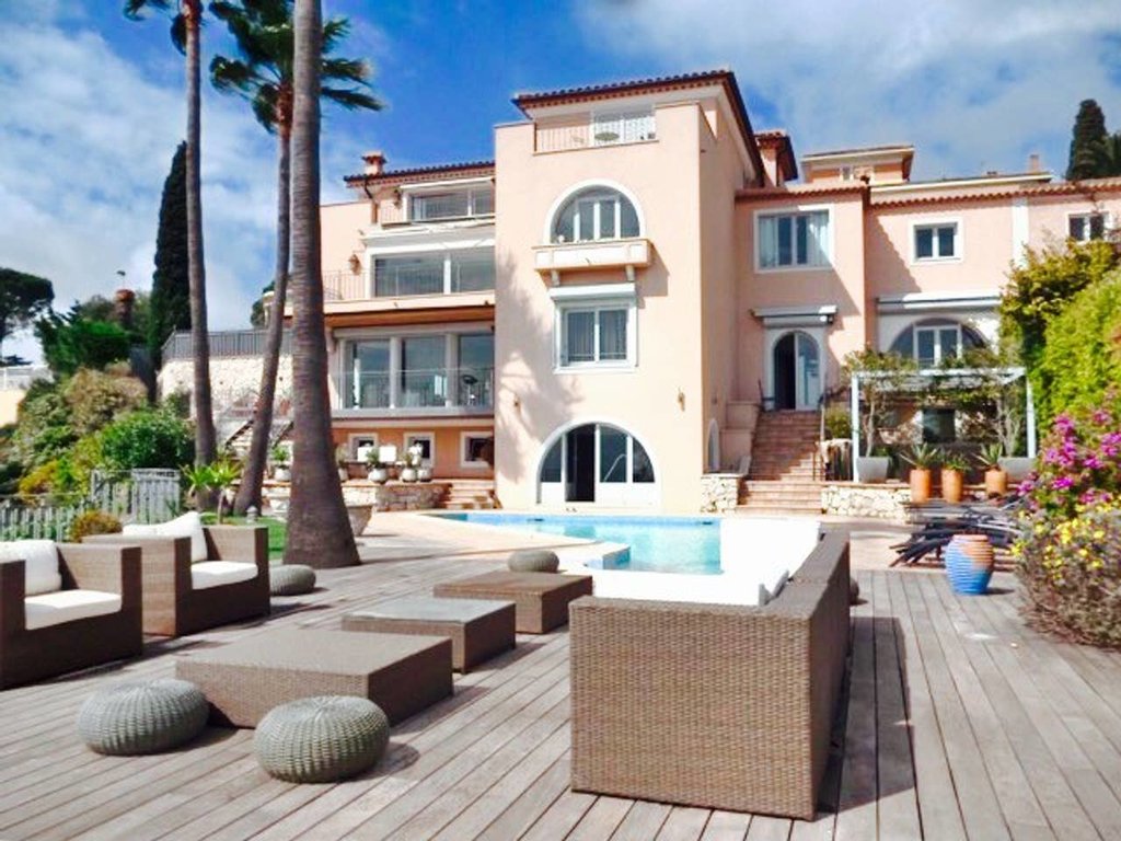 Appartements en villa avec de superbes vues - RFC42200520AV