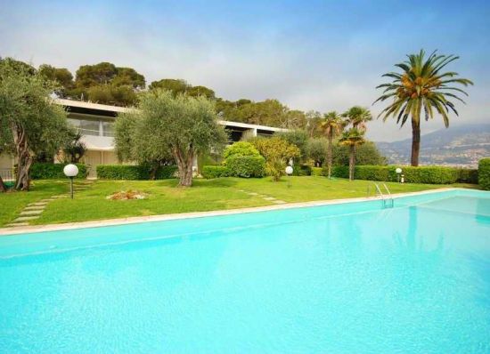 Appartement de 200 m2 sur trois niveaux, avec vue sur la mer