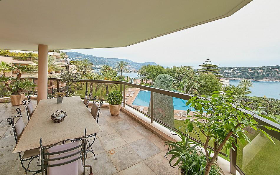 Appartement 2 chambres dans une résidence de prestige entre Nice et Villefranche - RFC42071018AV