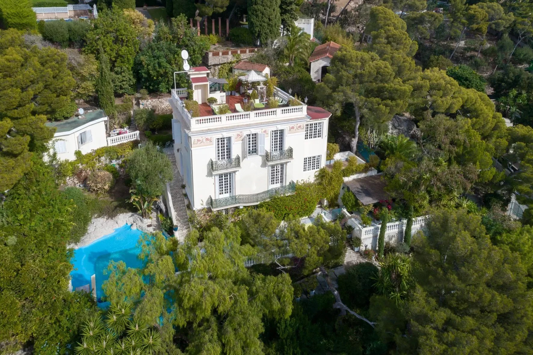 Villa 500 m2 de style Belle Epoque avec vue mer - RFC47960823VV