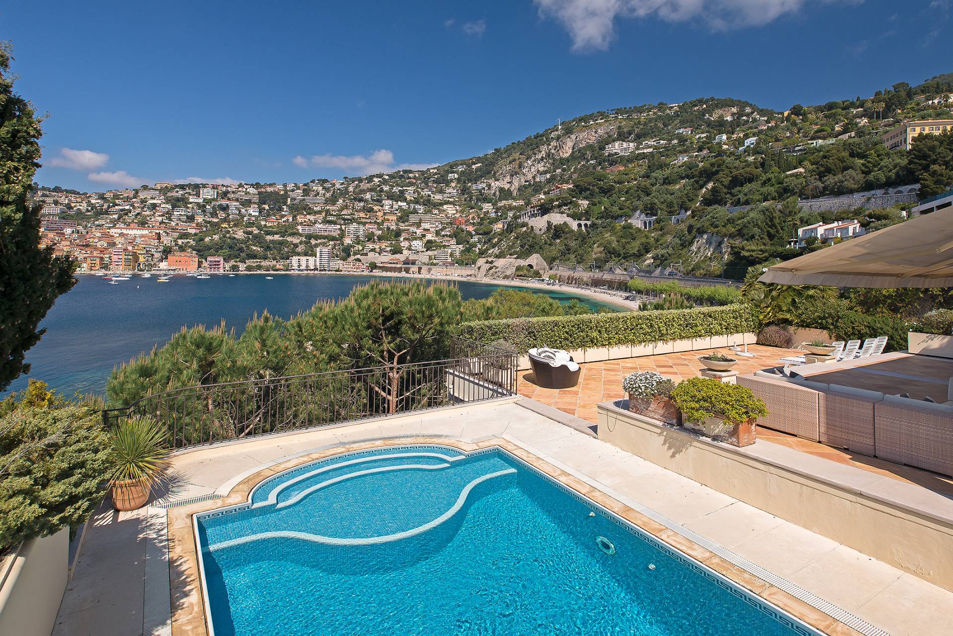 Villa à vendre à Cap Ferrat - première ligne