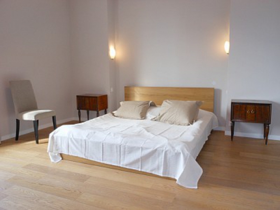 Appartements - Loft 100 m2, sont situés dans un quartier Parc Louisa