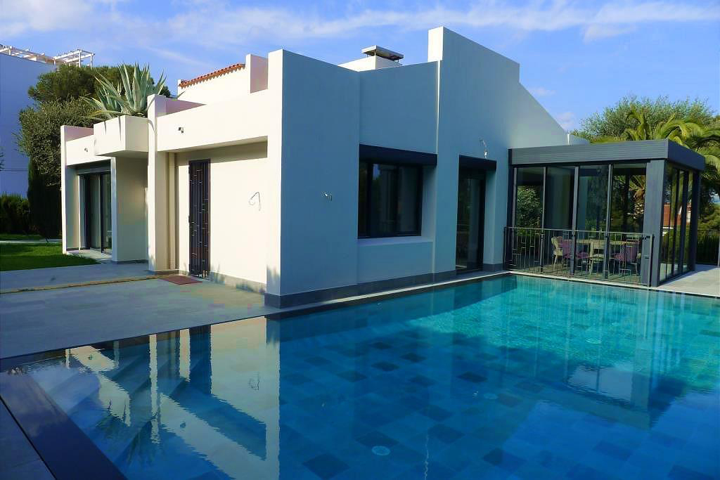 VILLA CONTEMPORAINE PROCHE MONACO - RFC30941216VV