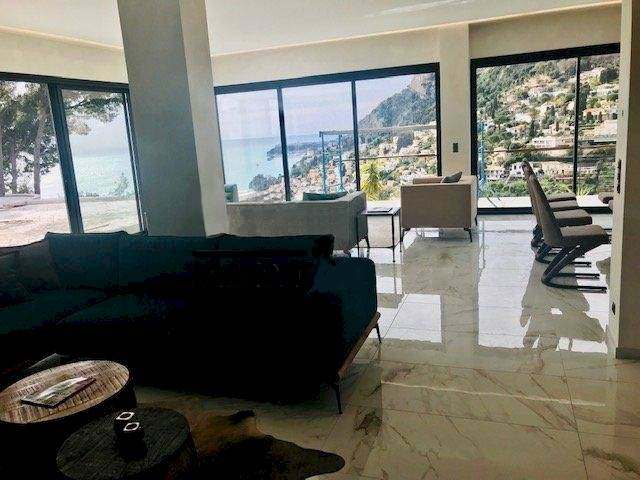 Отремонтированная вилла 280 м2 с бассейном и видом на Монако - RFC42850821VV