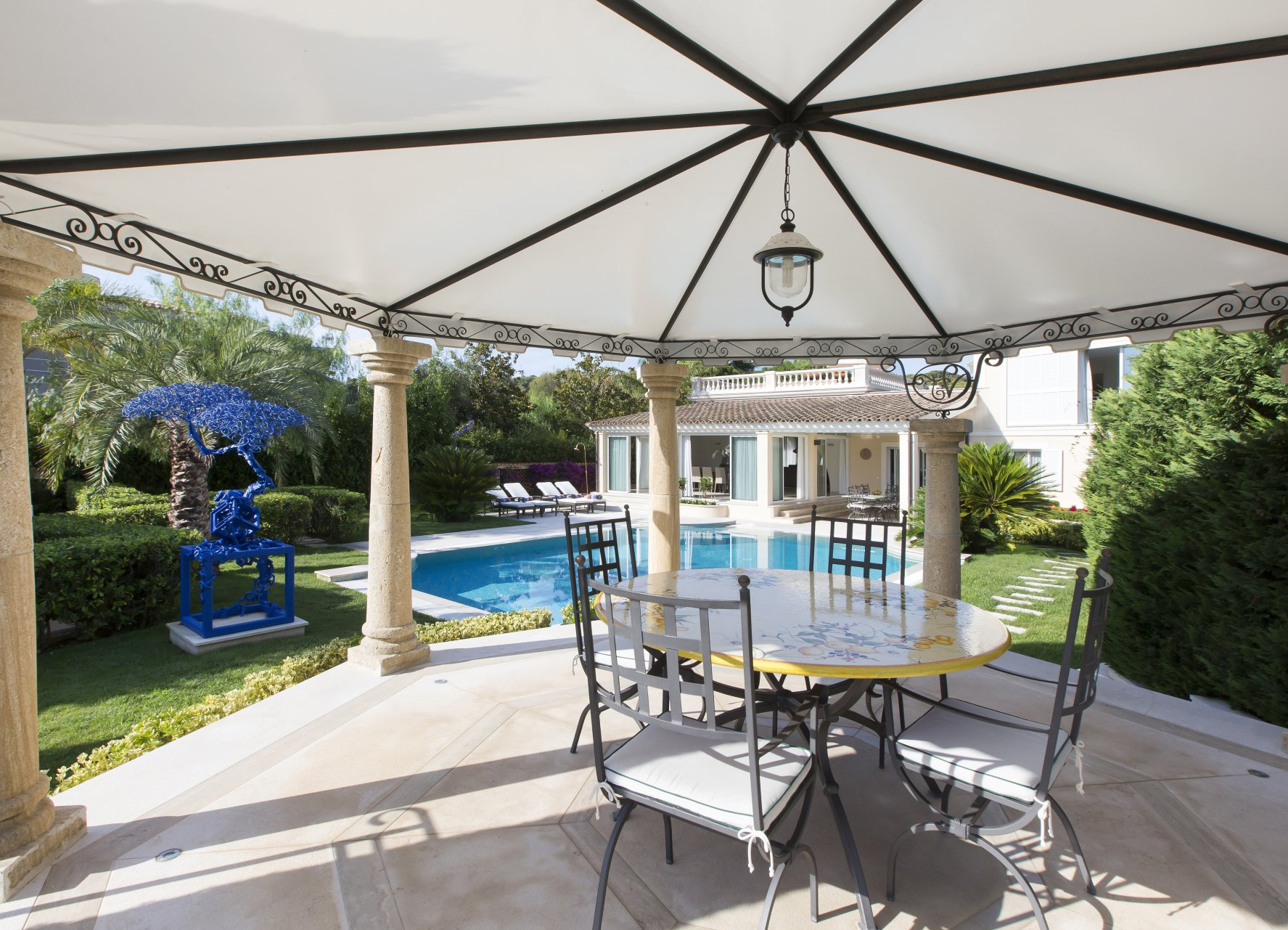 Villa rénovée 409 m2 avec vue mer - RFC45351222VV