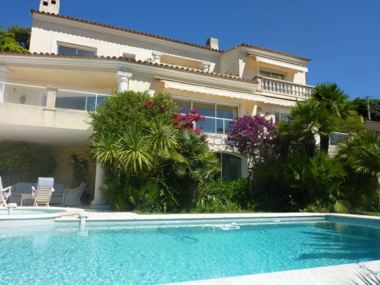 Villa à louer avec vue sur mer