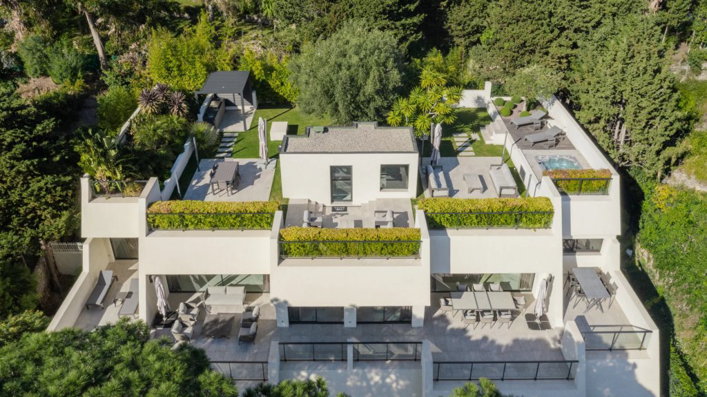 Attique d'exception 317 m2 avec vue mer - RFC49050324AV