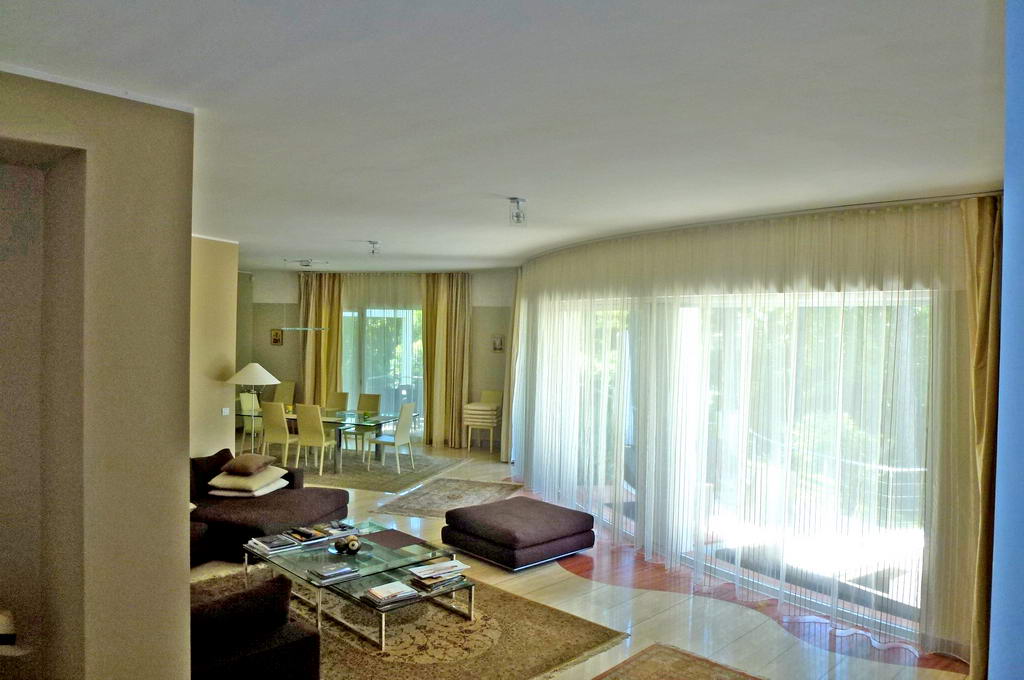 Villa à vendre sur la mer au Cap d'Antibes, 250m2, 4 chambres