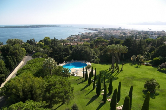 Квартира с панорамным видом на море