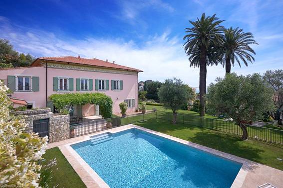Villa avec vue sur la mer à Nice