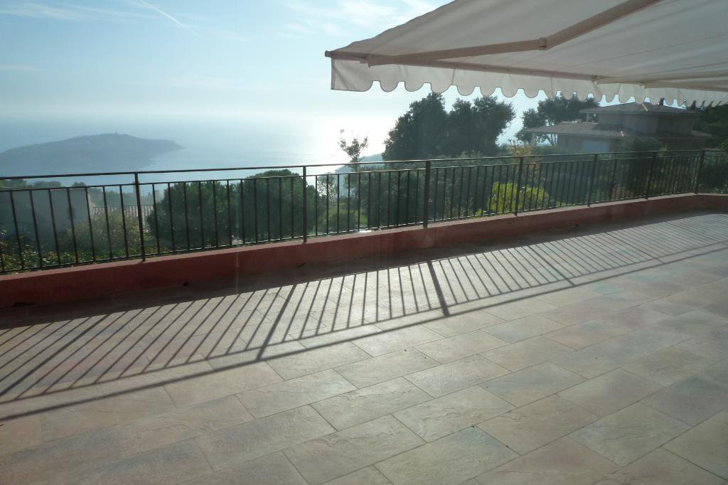 Maison à louer à Col de Villefranche - RFC31840417VL