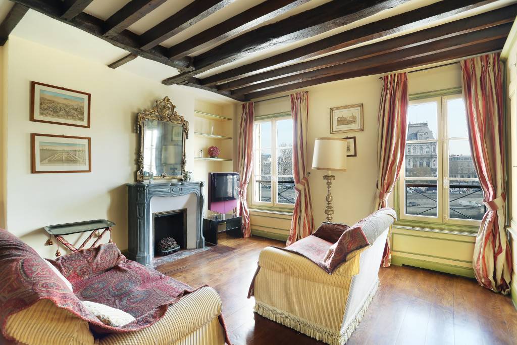 Appartement Paris 4ème (Notre-Dame) - Quai aux Fleurs - RFC40290117AV