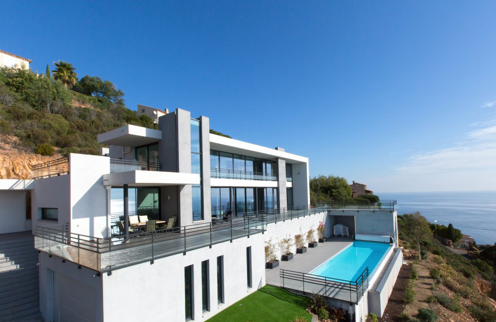 Villa moderne avec vue sur la mer à Agay - RFC40931117VV