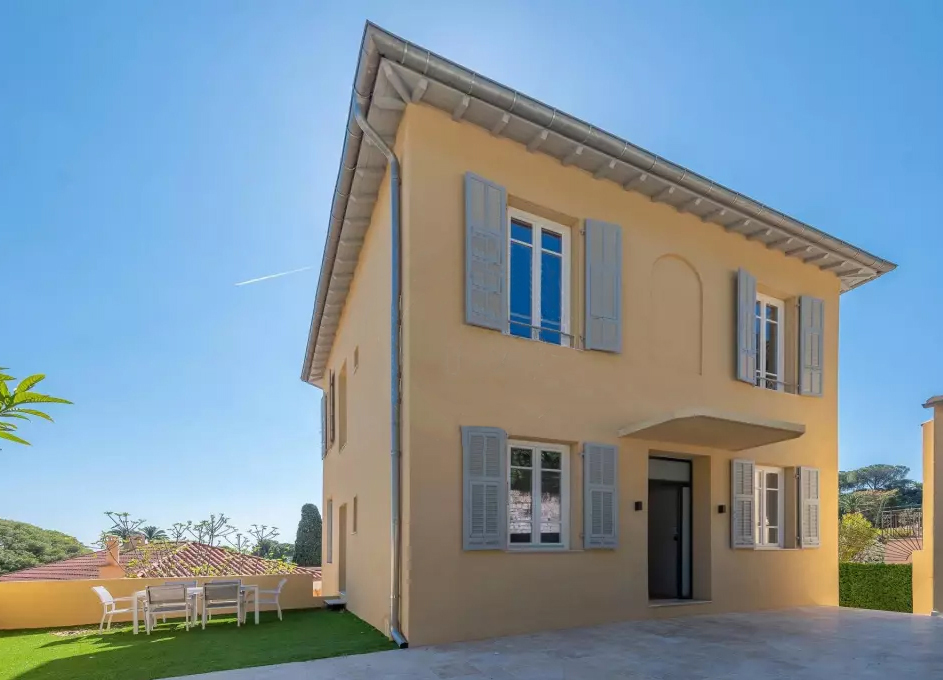 Villa 225 m2 avec piscine et vue mer - RFC43770622VV