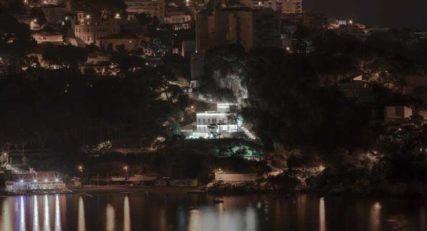 Villa 588 m2 en front de mer, à côté de la plage - RFC46390323VV