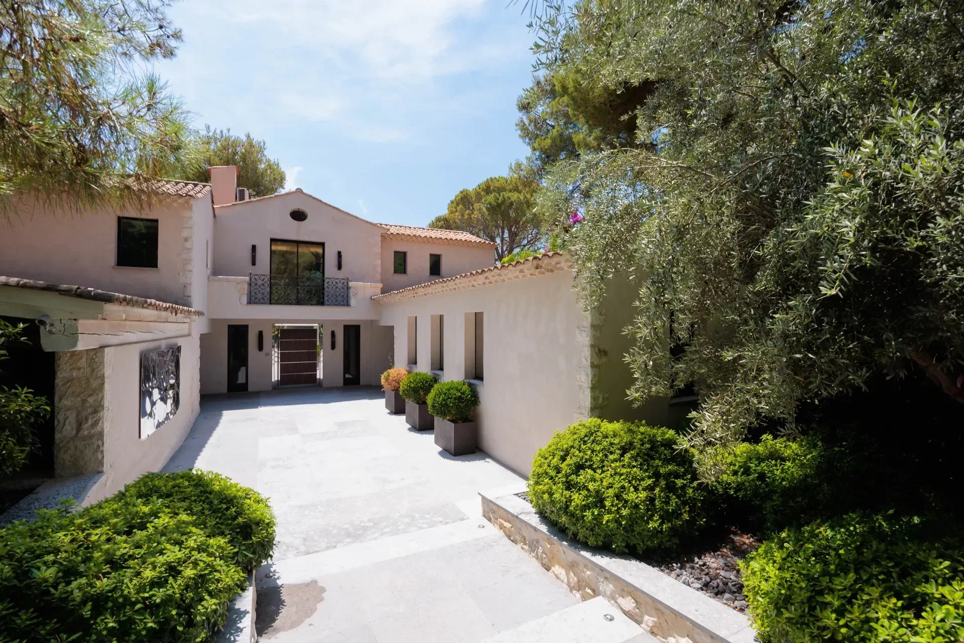 Villa en parfait état au centre du Cap Ferrat - RFC47670823VV