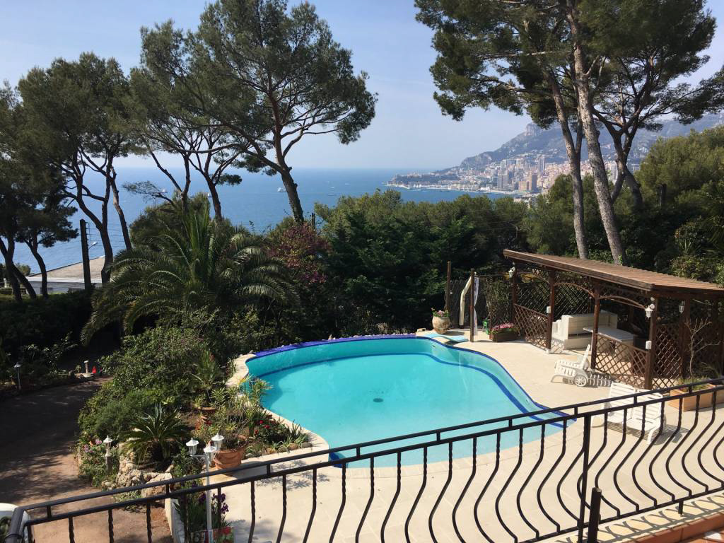Villa 300 m2 avec vue sur Monaco - RFC44130822VV