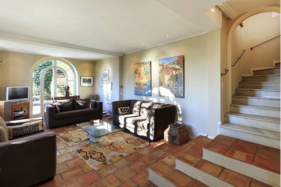 Belle villa à louer avec vue panoramique sur la mer à Beaulieu-sur-Mer, 280m2