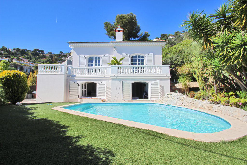 Belle villa avec piscine et vue mer - RFC42041018VV