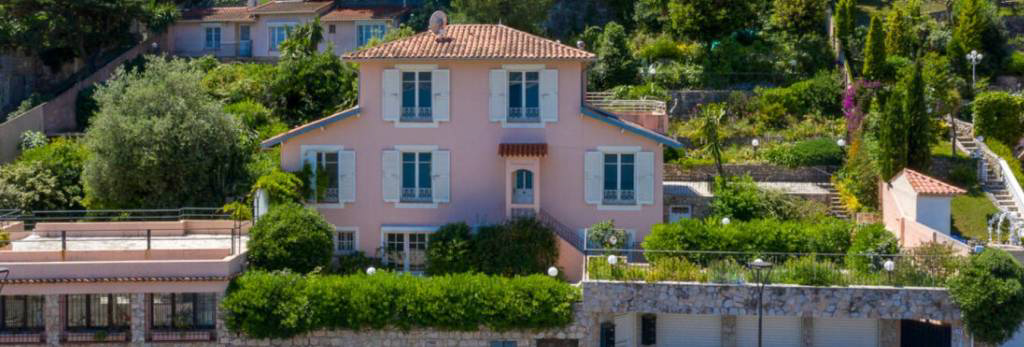 Villa 480 m2 en première ligne de mer avec un projet - RFC44921022VV