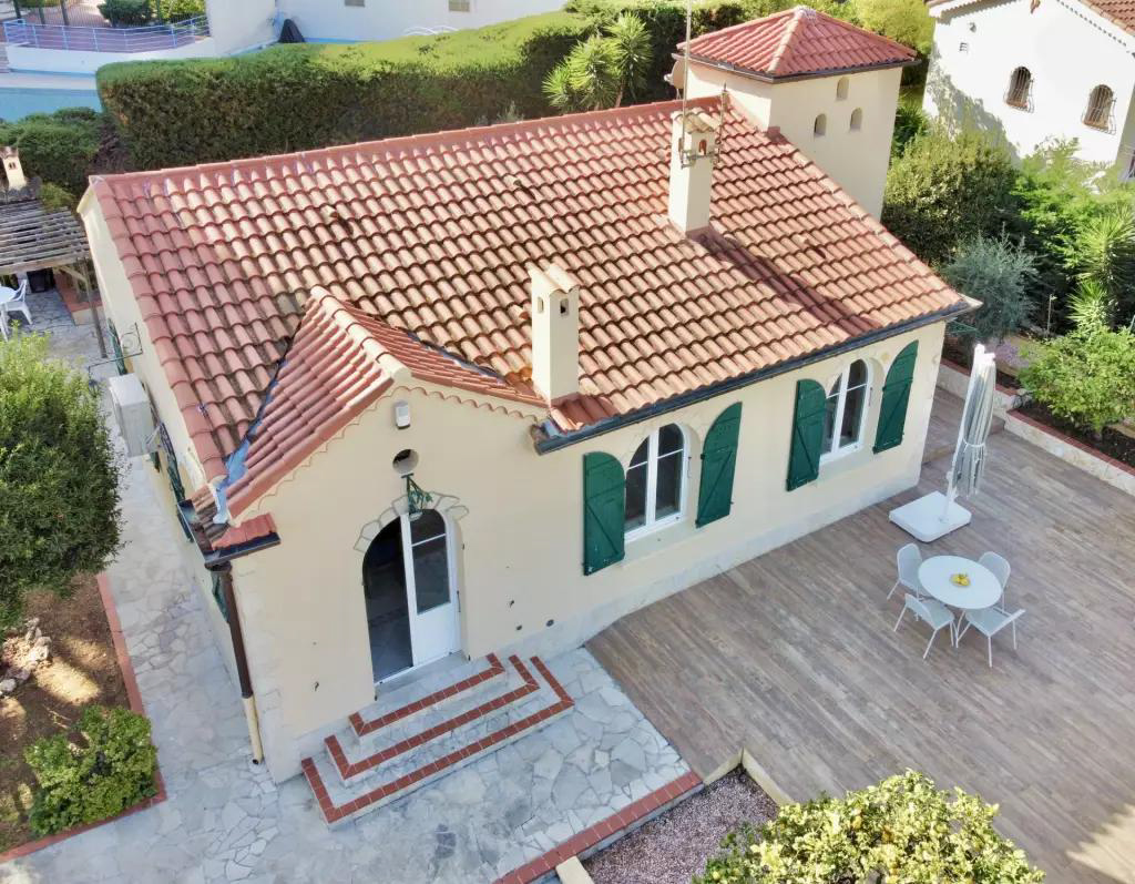 Villa 106 m2 avec cheminée, jardin et garage - RFC45420123VV