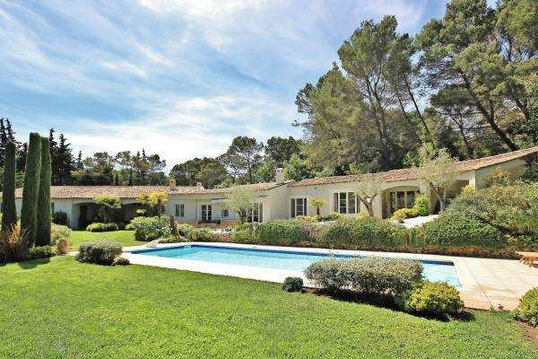Villa provençale avec piscine - RFC30851216VV