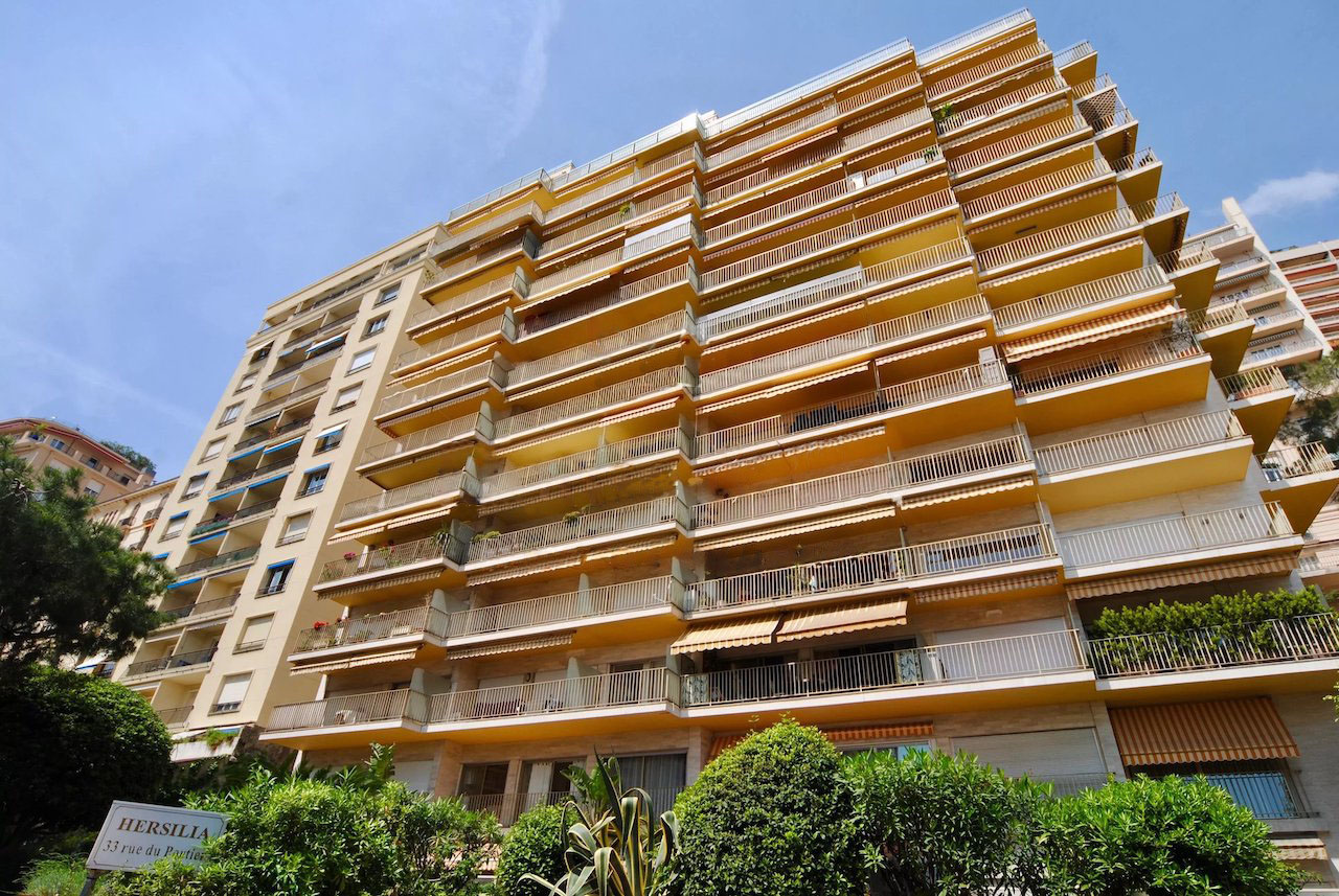 Appartement 110 m2 avec vue mer dans résidence Hersilia - RFC50140924AV