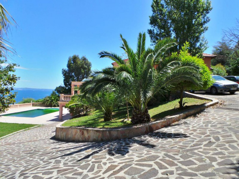 VILLA BORD DE MER SUR THEOULE - RFC40841117VV